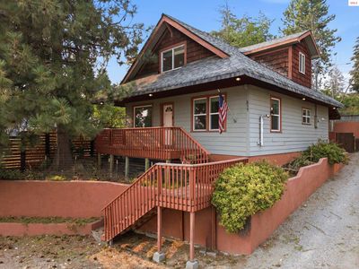 6059 Highway 2