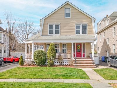 206 Mortimer Ave
