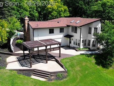 9497 Ellis Rd