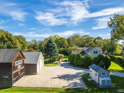 3275 Skunk Lane
