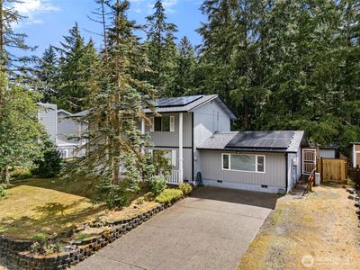 1308 Alki Street NE