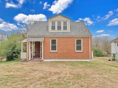 2810 Courtland Rd NW