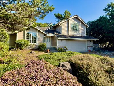 65 Shoreline Dr