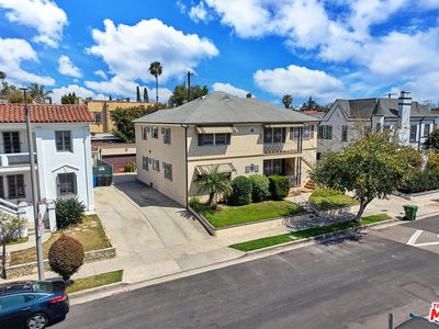 820 Alandele Ave