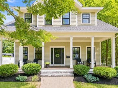 18 Moseley Ave