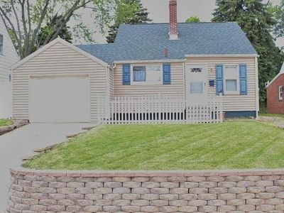 2731 Daleford Ave NE