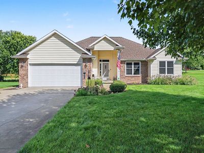 12 Hawksbury Point