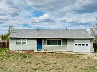 Property at 906 W Rochester Ave, Saratoga, WY