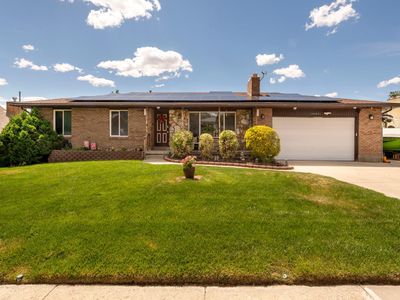 10032 S Blossom Dr