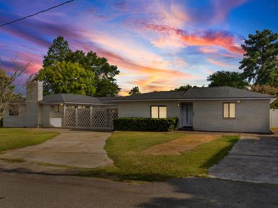 577 Rivers Cir