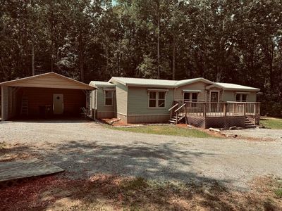 3805 Eva Rd