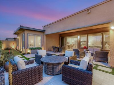 6652 Titanium Crest St