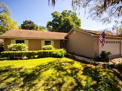 5253 PEAR TREE Place