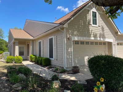 317 Essex Ln