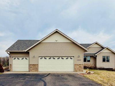 17237 River View Ln SE
