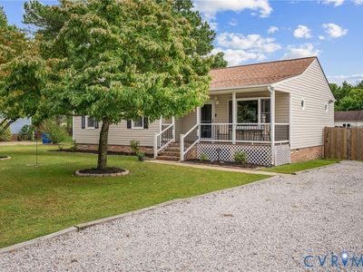 3519 E Chagford Ter