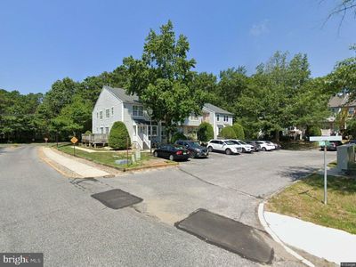 4808 Hawthorne Ln