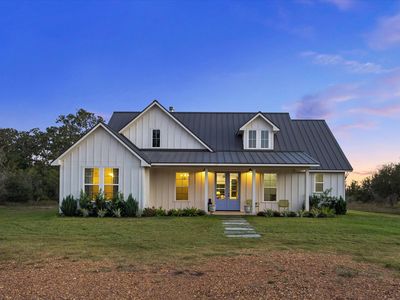 3214 Schoenst Rd