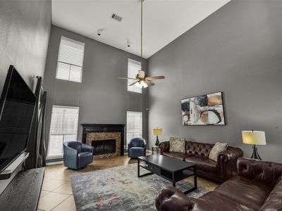 1914 Augusta Dr APT 7
