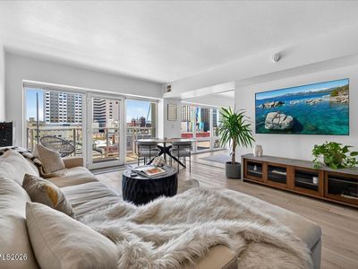 255 N Sierra St Unit 606