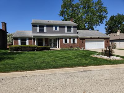 401 N Shepherd Hill Ln