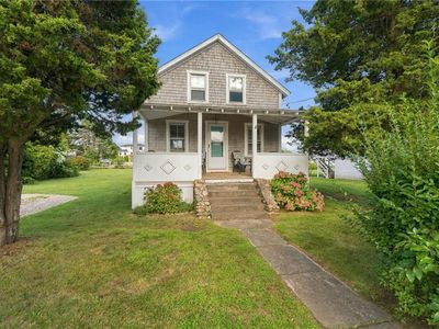 27 Benson Ave