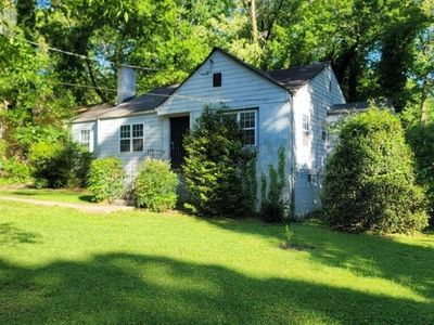 1316 Lockhaven Cir SW