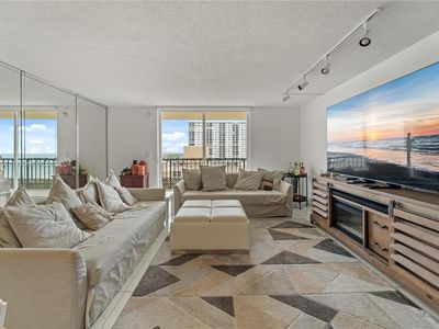 1501 S Ocean Dr APT 1202