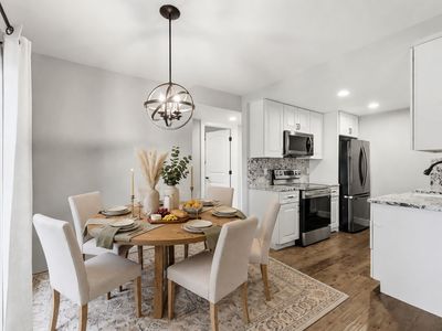 31 N M St E #206