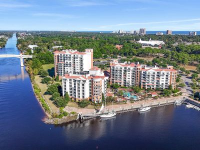 8121 Amalfi Pl. #4404