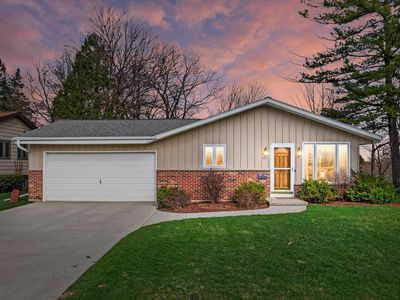 1221 Green Tree ROAD