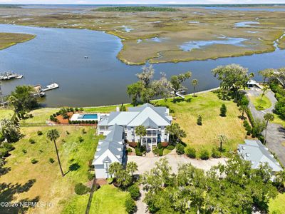 3013/3021 SUNSET LANDING Drive