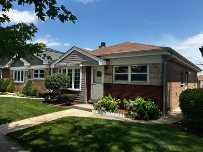 4535 Warsaw Ave