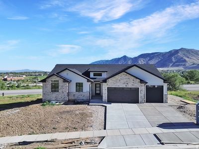 379 E Skyline Dr