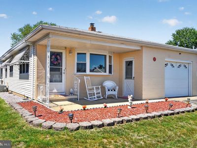 Property at 17 Corinth Pl, Toms River, NJ