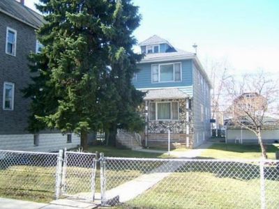 Property at 8518 S Muskegon Ave, Chicago, IL