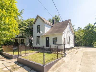 Property at 1208 N Elm St, Muncie, IN