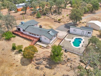 11610 Vickie Dr
