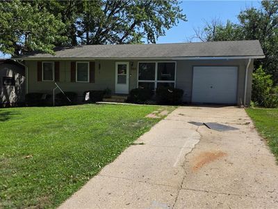 7307 NW 84th Ter