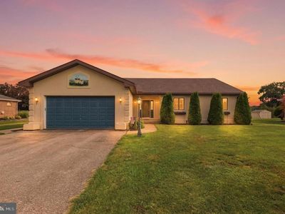 2884 Sunset Dr