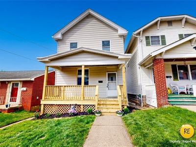 121 Sampson Ave