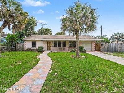 1600 Avocado Ave
