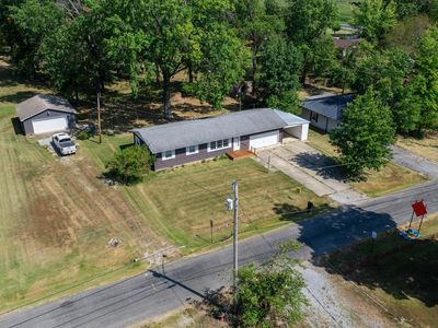 104 Hickory Grove Ln