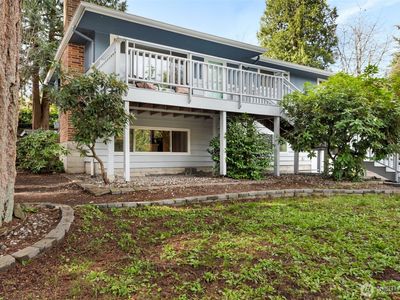 3433 NE 17th Place
