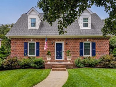 204 Bradford Lake Ct