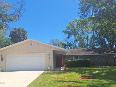 2707 Pine Tree Dr