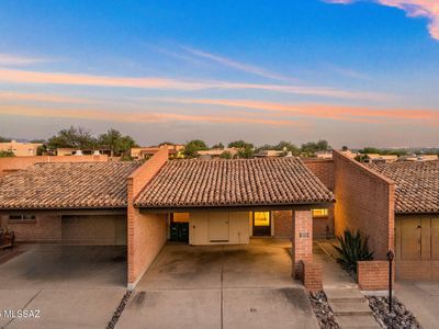 5542 N Camino Arenosa