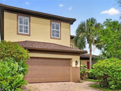 12144 Ledgewood Cir