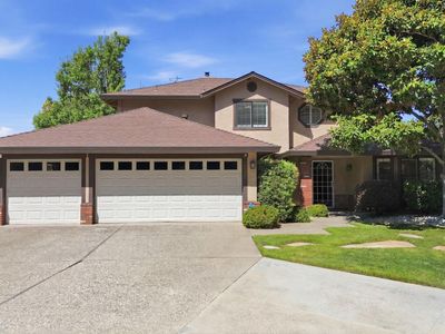 4891 Thousand Oaks Ct