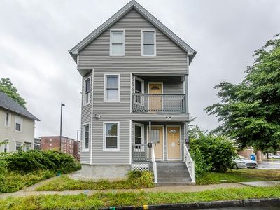 10 Monroe St